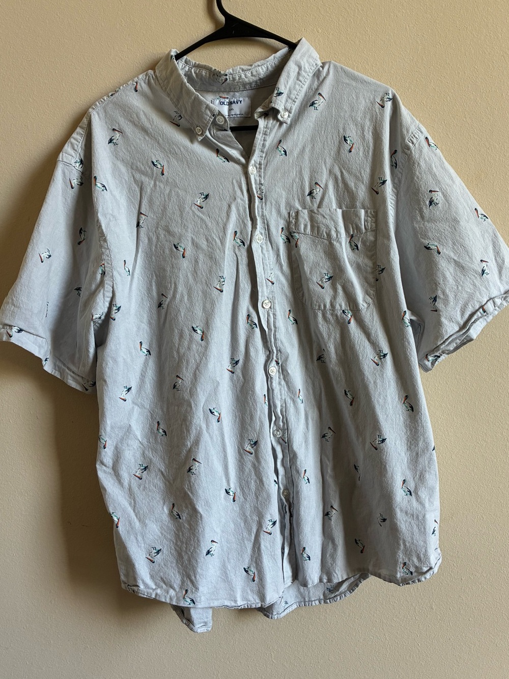 Old Navy Men's Button-Down Shirt in Light Blue with Birds - XXL